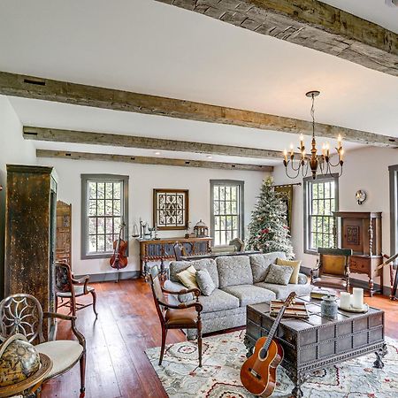Spacious And Historic Cabin In New Haven With Pond! Extérieur photo