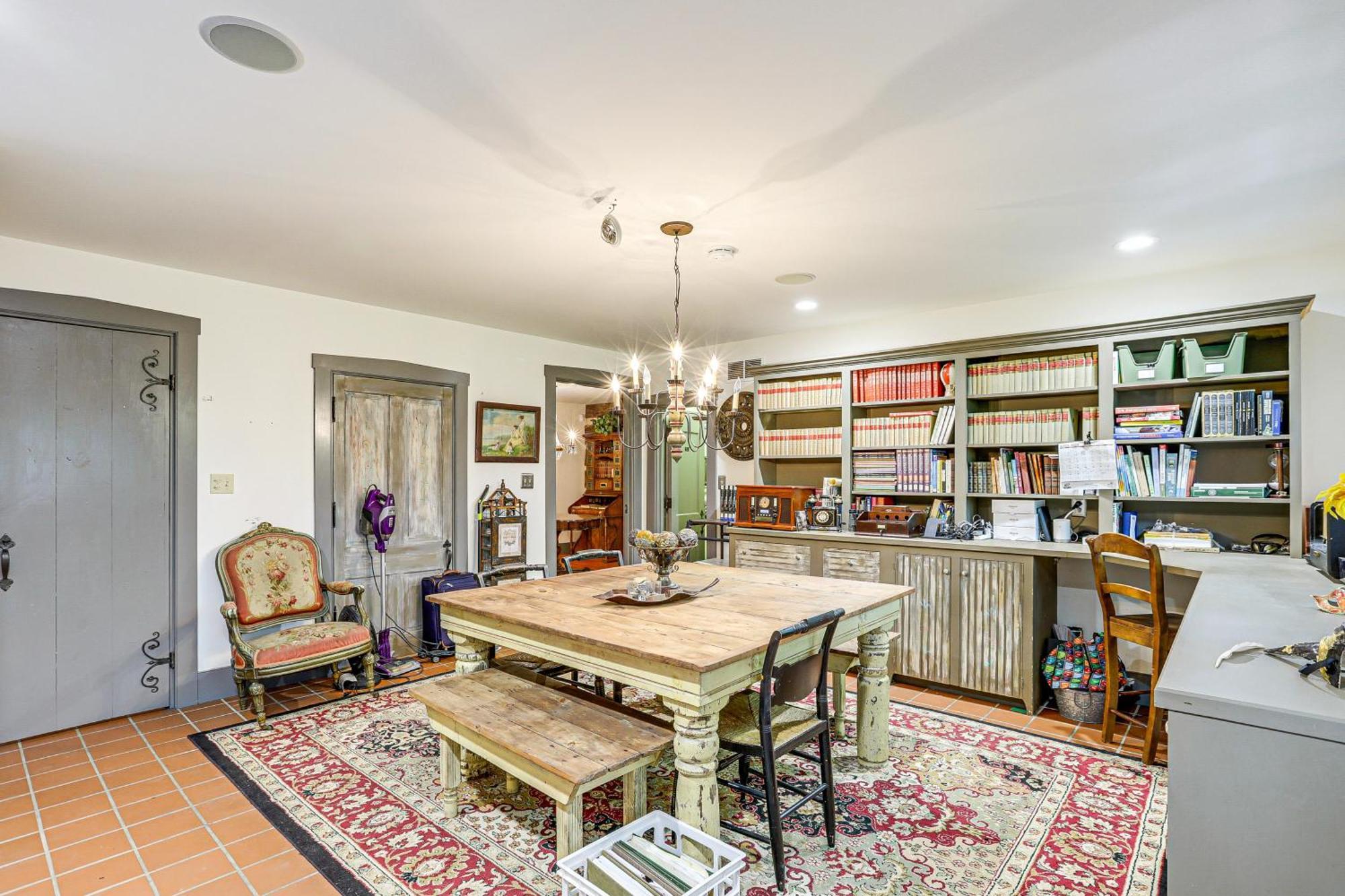 Spacious And Historic Cabin In New Haven With Pond! Extérieur photo