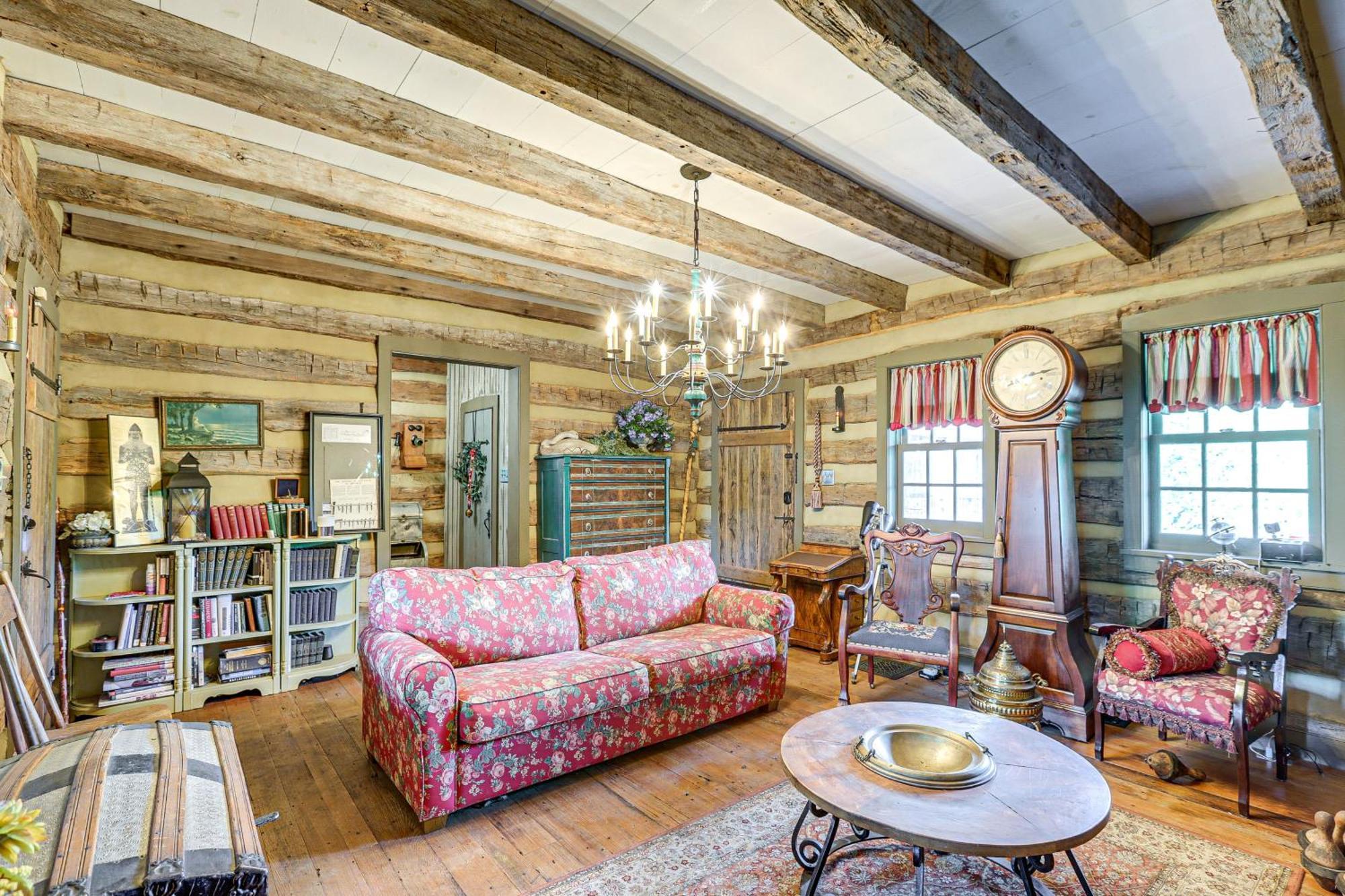 Spacious And Historic Cabin In New Haven With Pond! Extérieur photo
