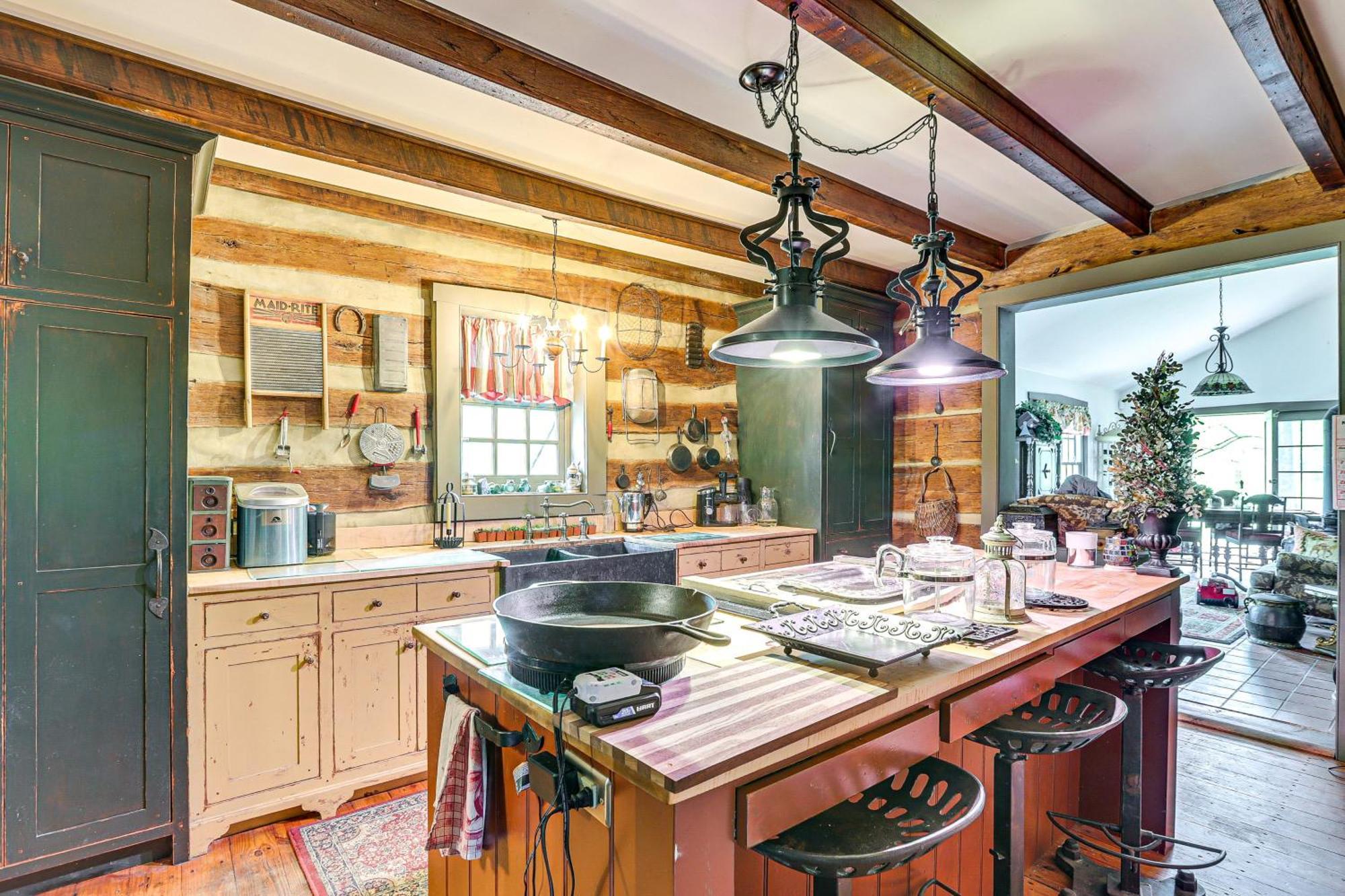 Spacious And Historic Cabin In New Haven With Pond! Extérieur photo